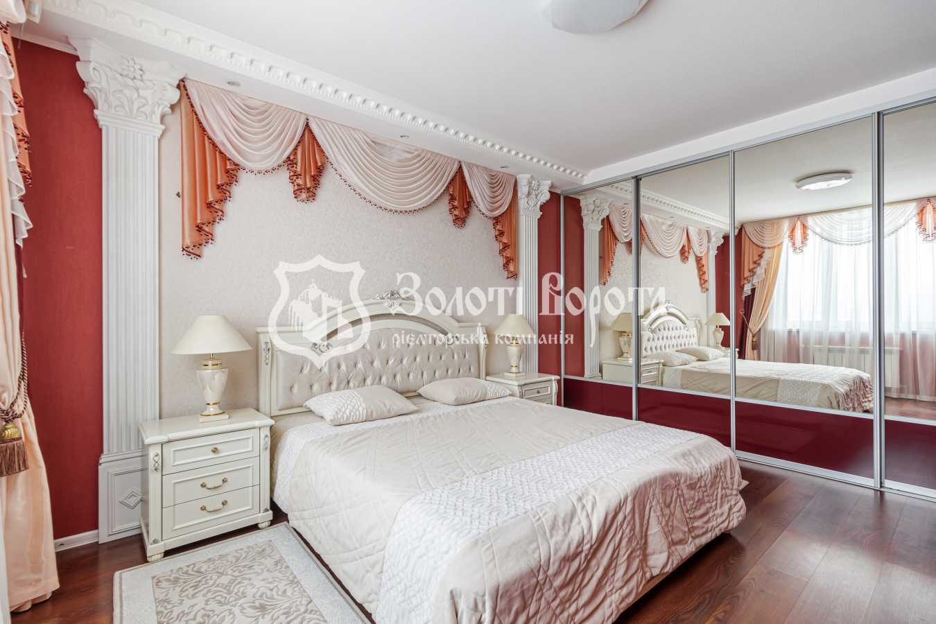 Продажа 3-комнатной квартиры 113.6 м², Княжий Затон ул., 21