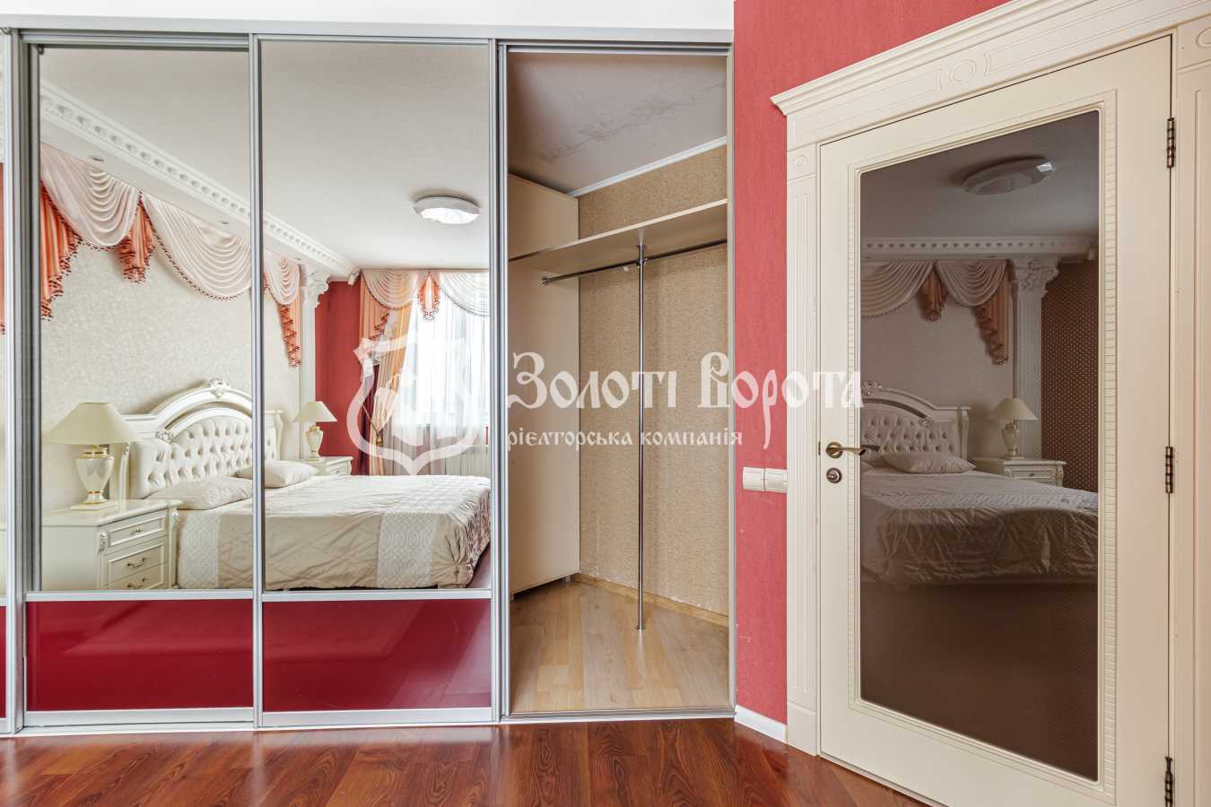 Продажа 3-комнатной квартиры 113.6 м², Княжий Затон ул., 21