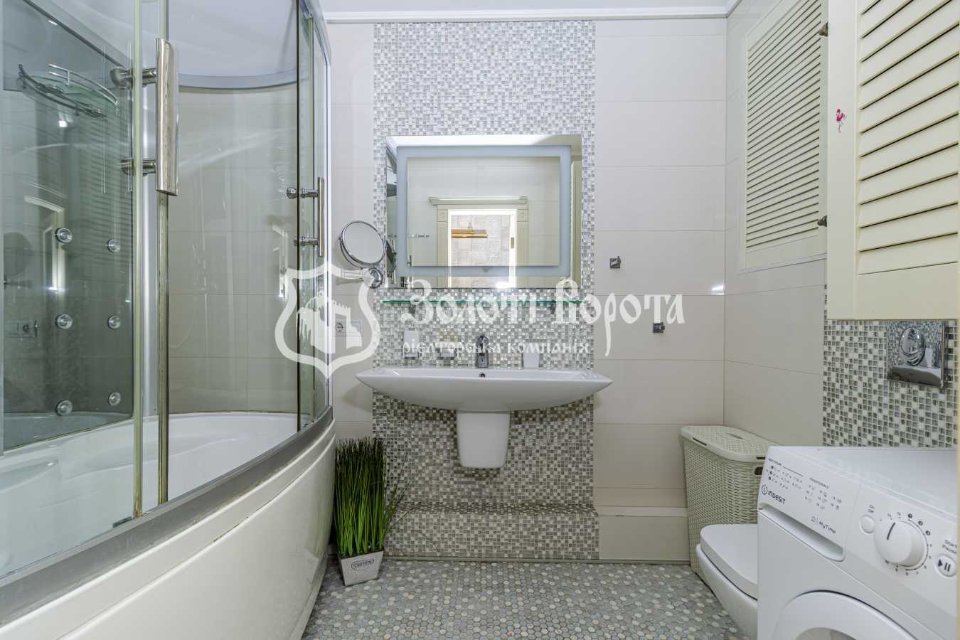 Продажа 3-комнатной квартиры 113.6 м², Княжий Затон ул., 21