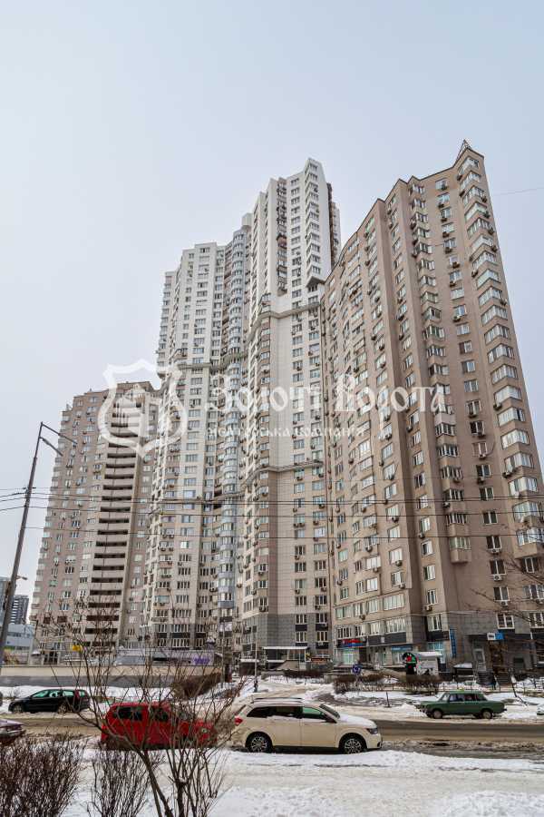 Продажа 3-комнатной квартиры 113.6 м², Княжий Затон ул., 21