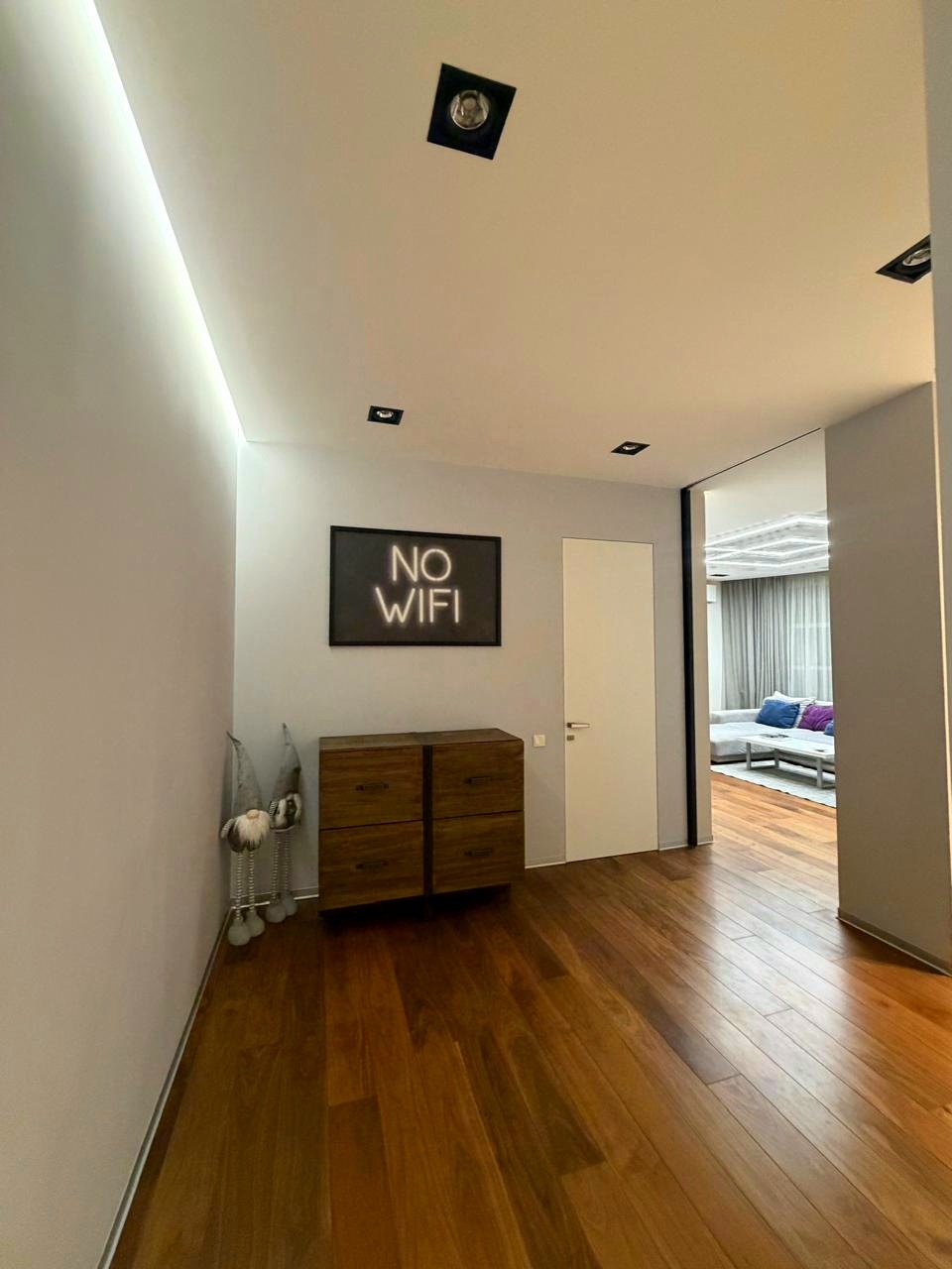 Аренда 3-комнатной квартиры 130 м², Генерала Шаповала ул.