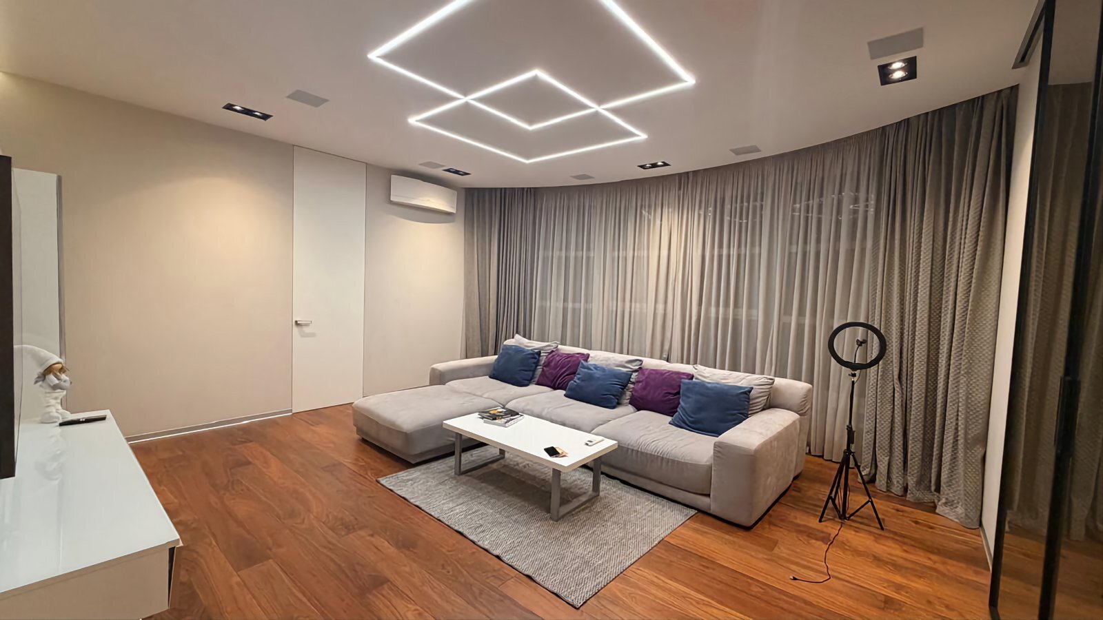 Аренда 3-комнатной квартиры 130 м², Генерала Шаповала ул.