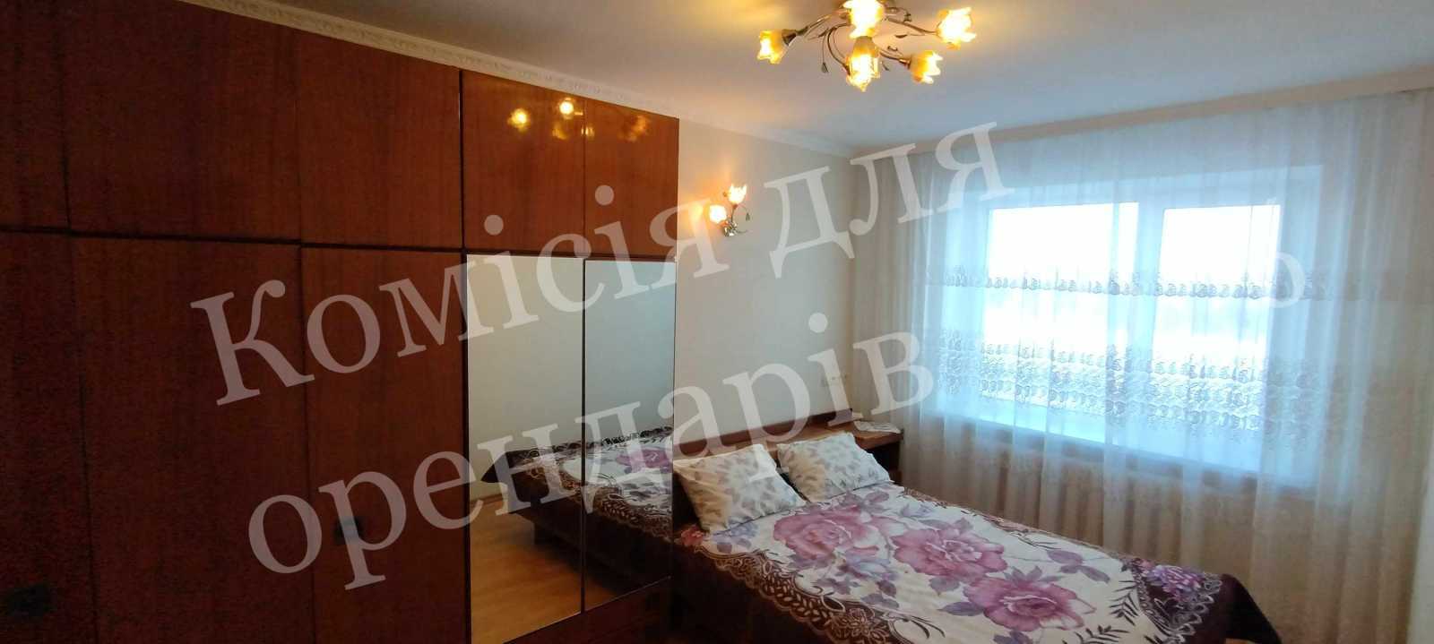 Оренда 3-кімнатної квартири 83.5 м², Лугова вул., 22