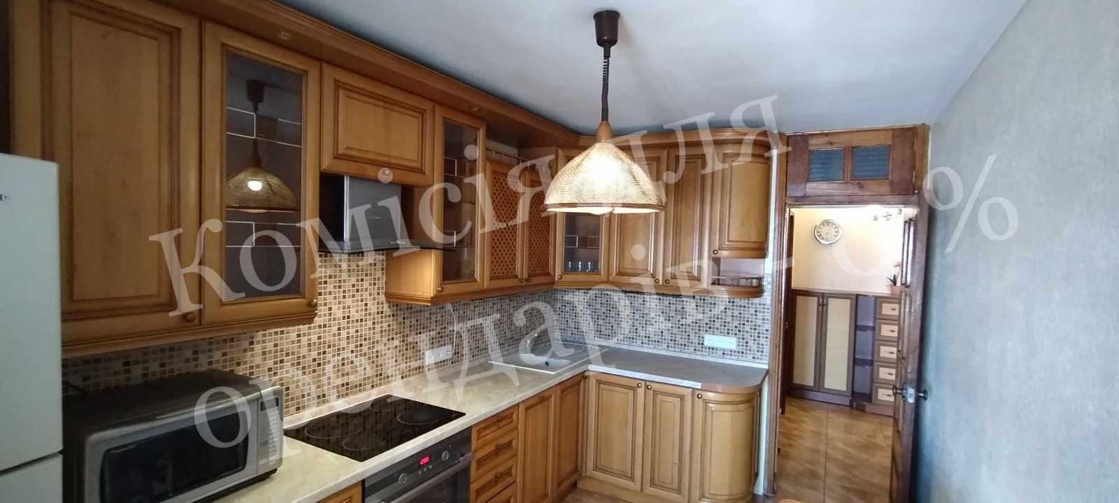 Оренда 3-кімнатної квартири 83.5 м², Лугова вул., 22