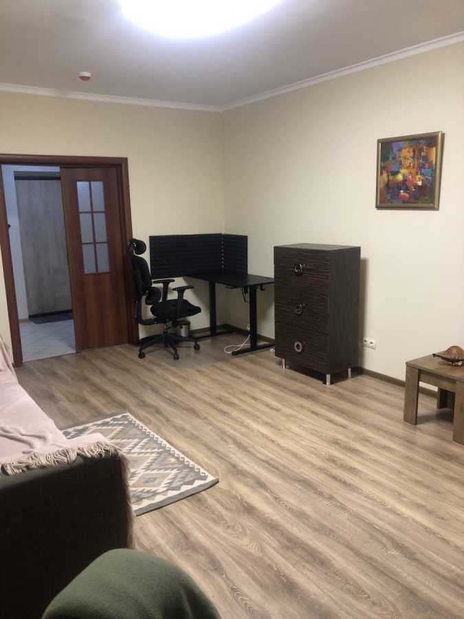 Аренда 1-комнатной квартиры 55 м², Иорданская ул., 1