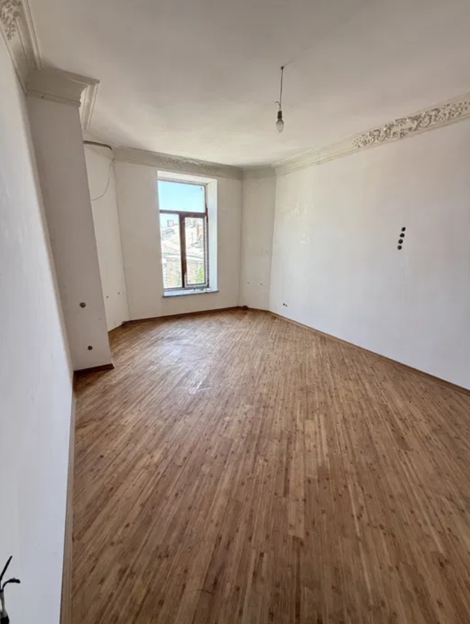 Аренда помещения свободного назначения 450 м², Коблевская ул.