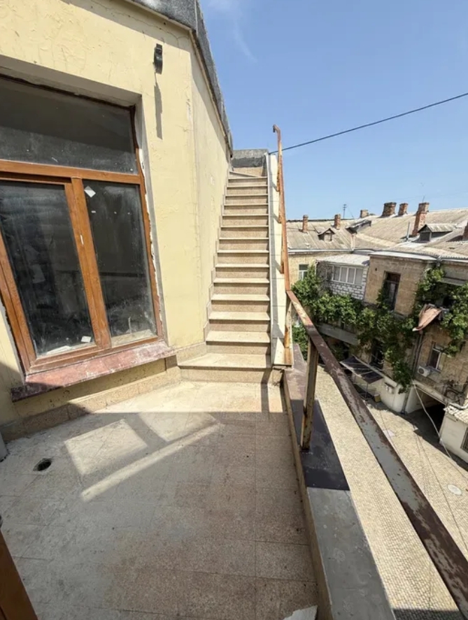 Аренда помещения свободного назначения 450 м², Коблевская ул.