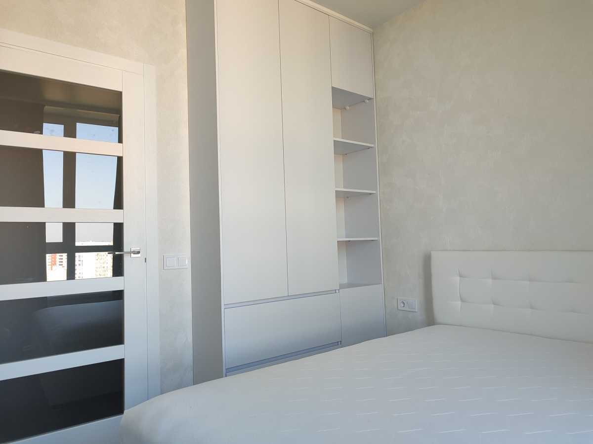 Продажа 1-комнатной квартиры 40 м², Кадетский Гай ул., 8