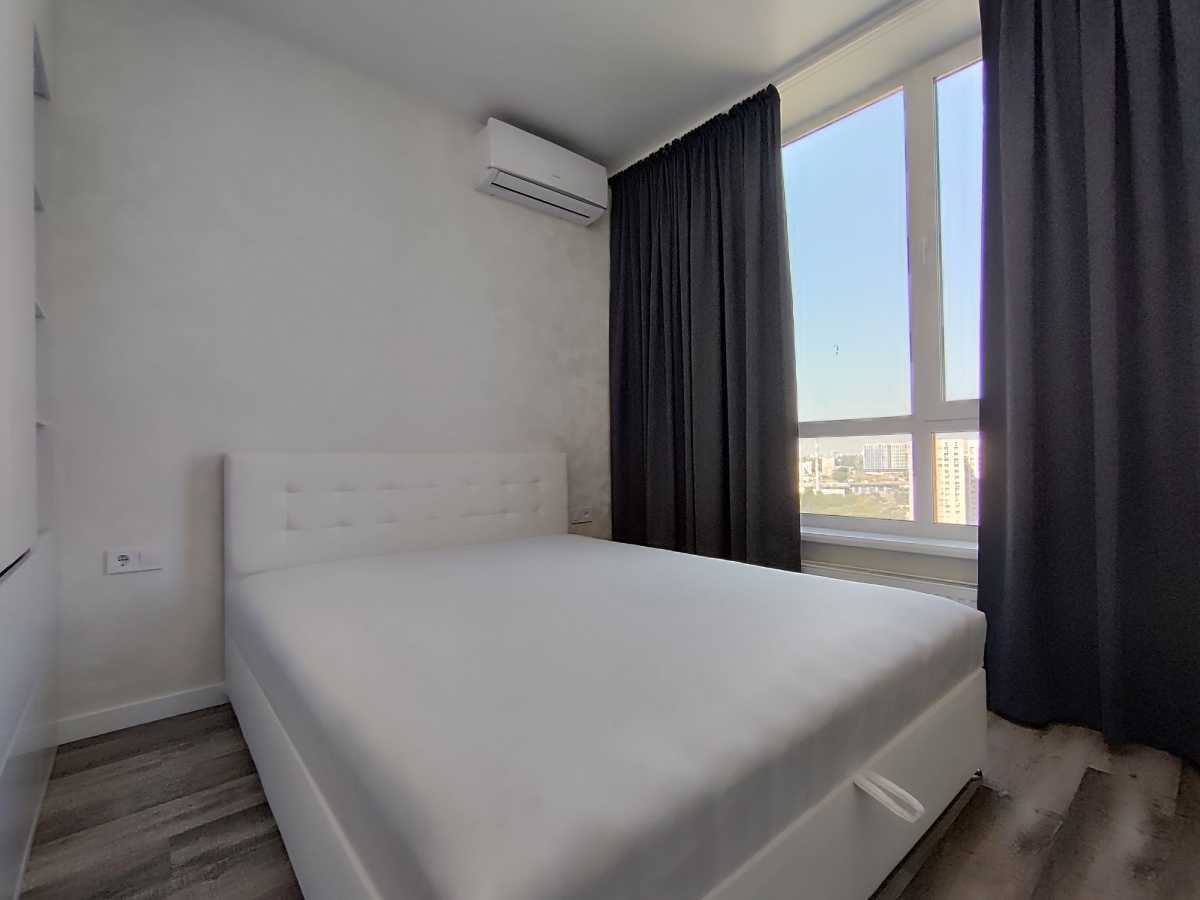 Продажа 1-комнатной квартиры 40 м², Кадетский Гай ул., 8