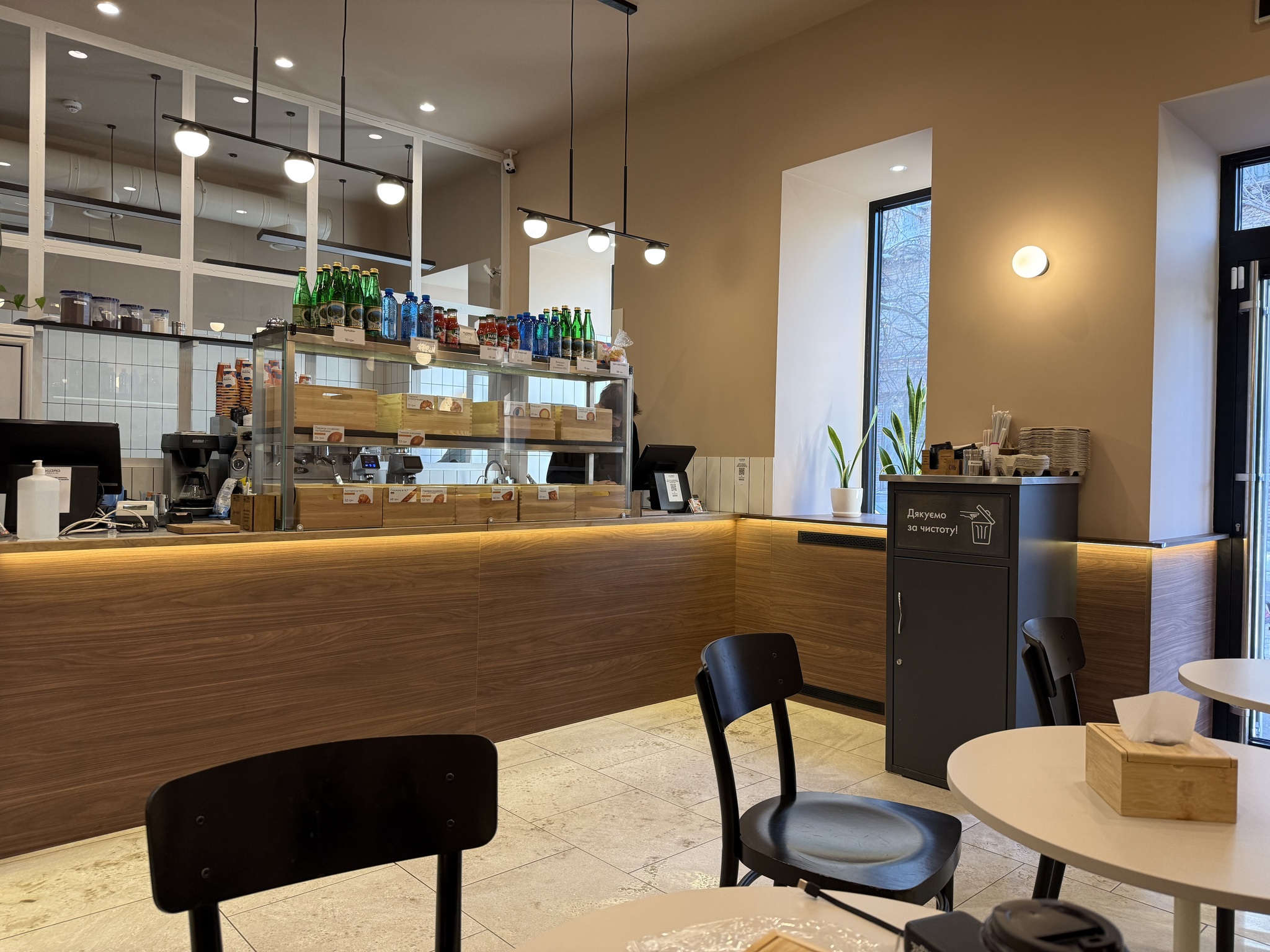 Продажа торгового помещения 81 м², Волошская ул., 36/38