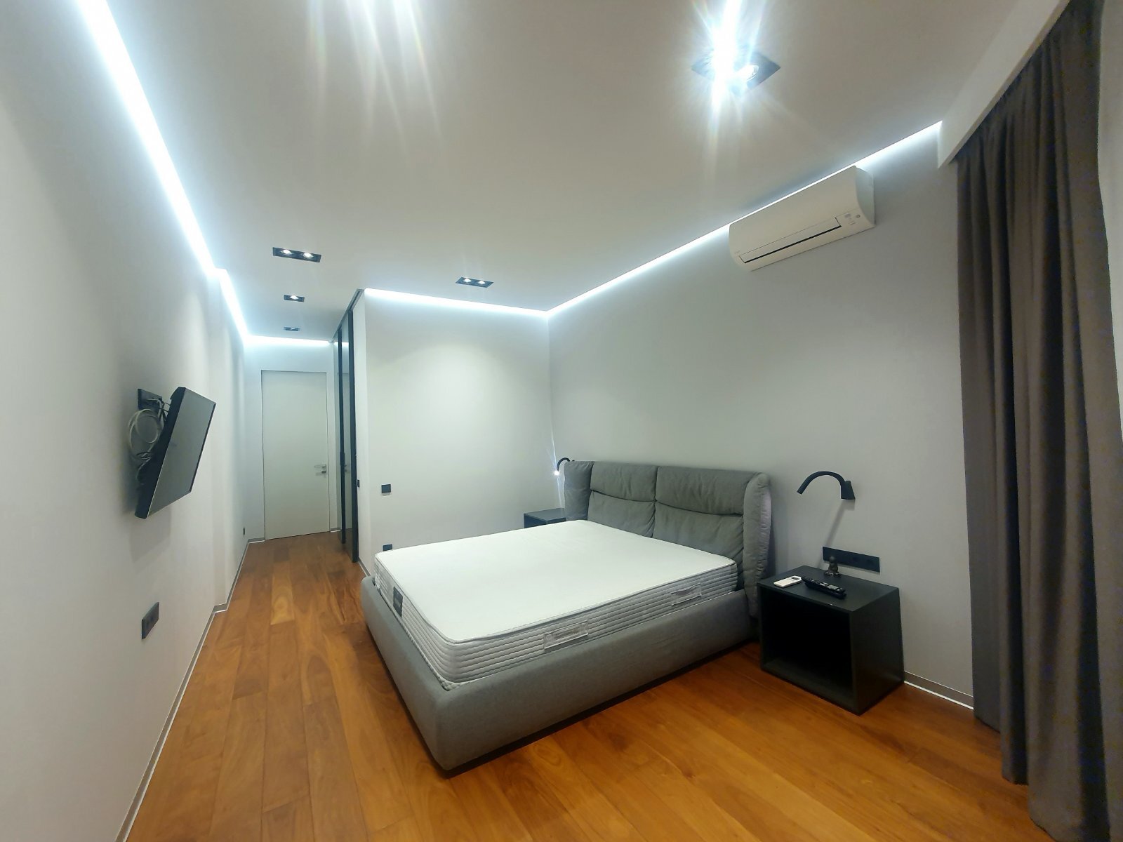 Аренда 3-комнатной квартиры 130 м², Шаповалова 2А