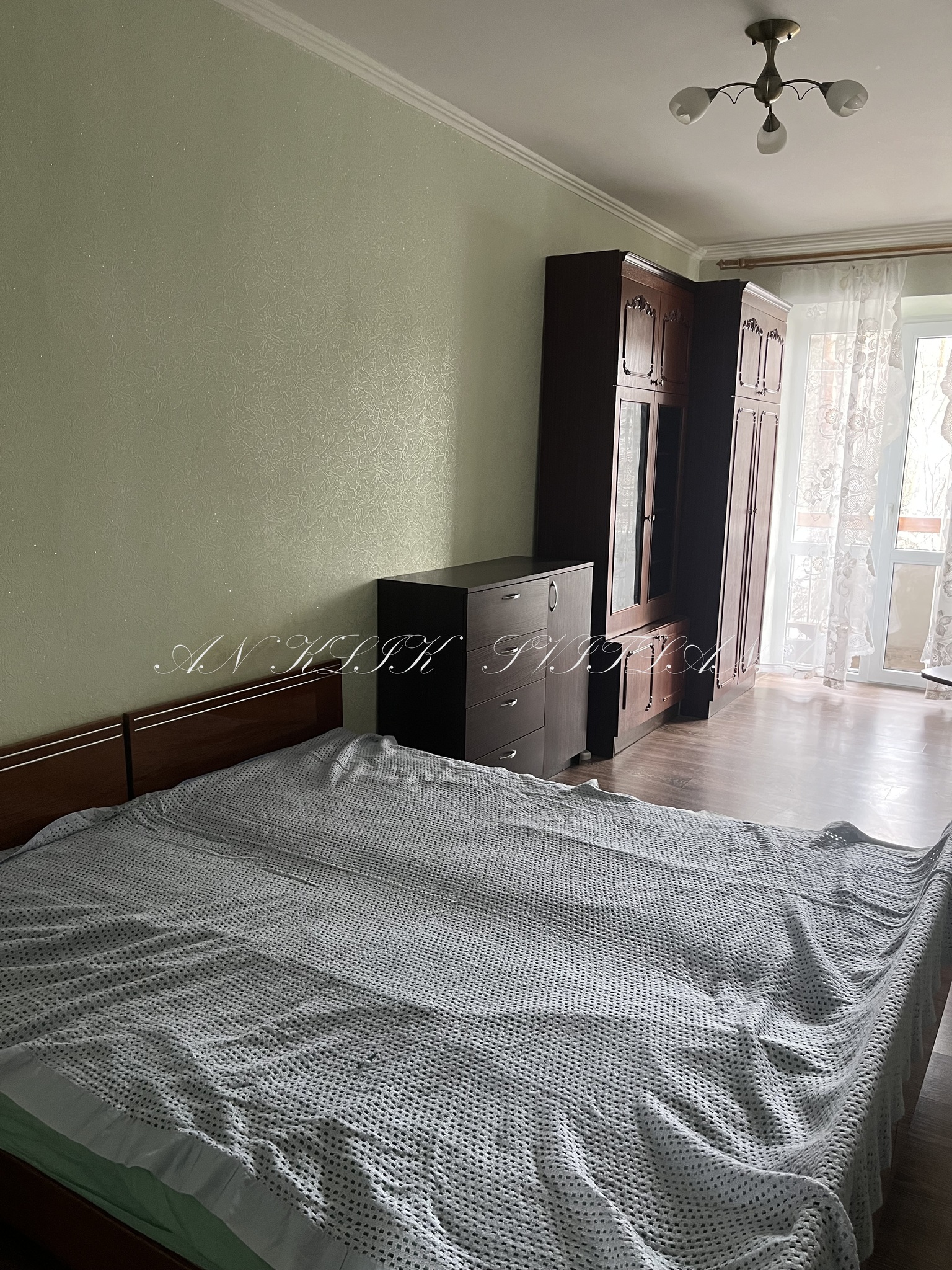 Аренда 3-комнатной квартиры 77 м², Светлая ул.