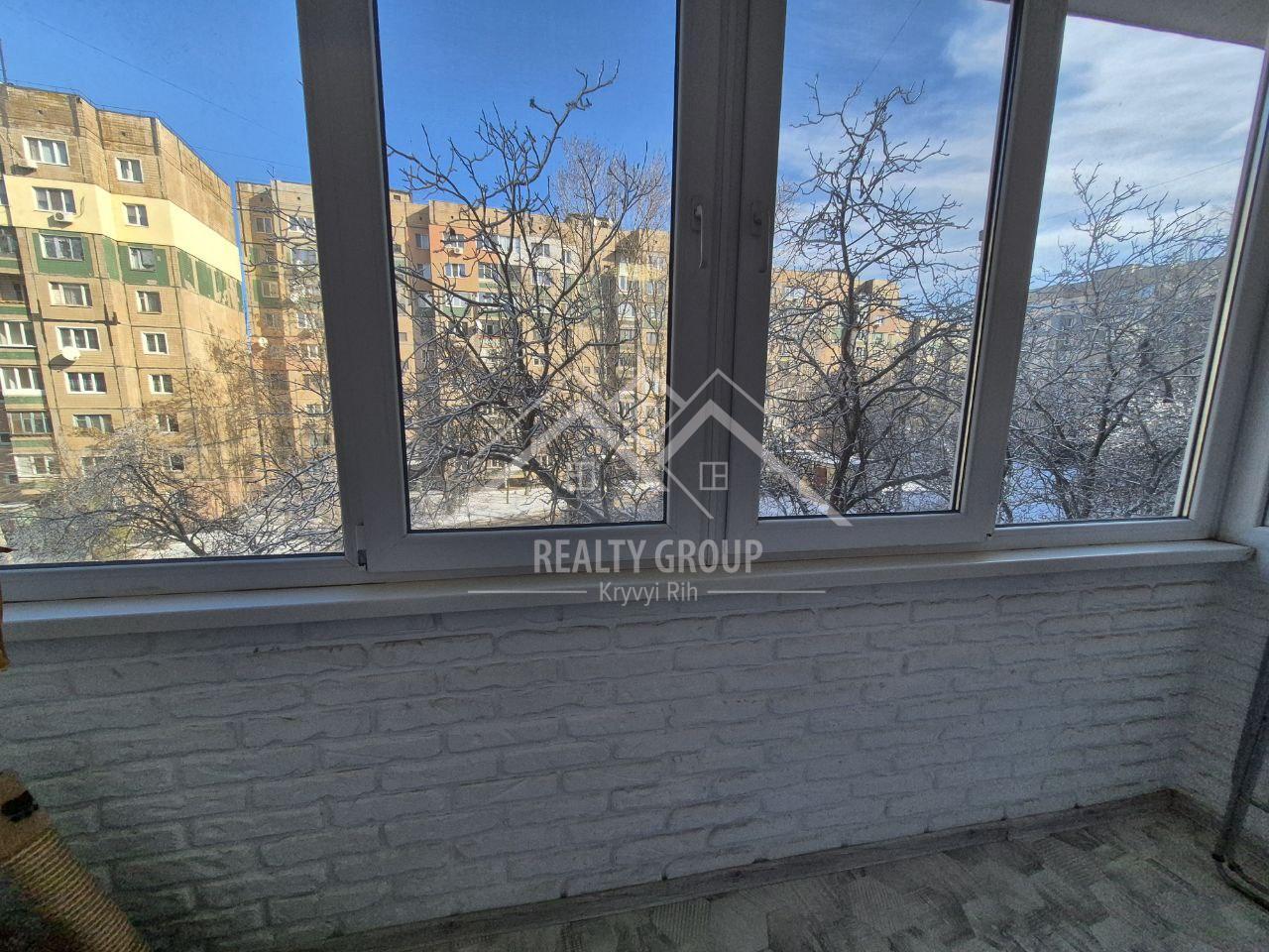 Продажа 2-комнатной квартиры 48 м², Солнечный мркн. ул.