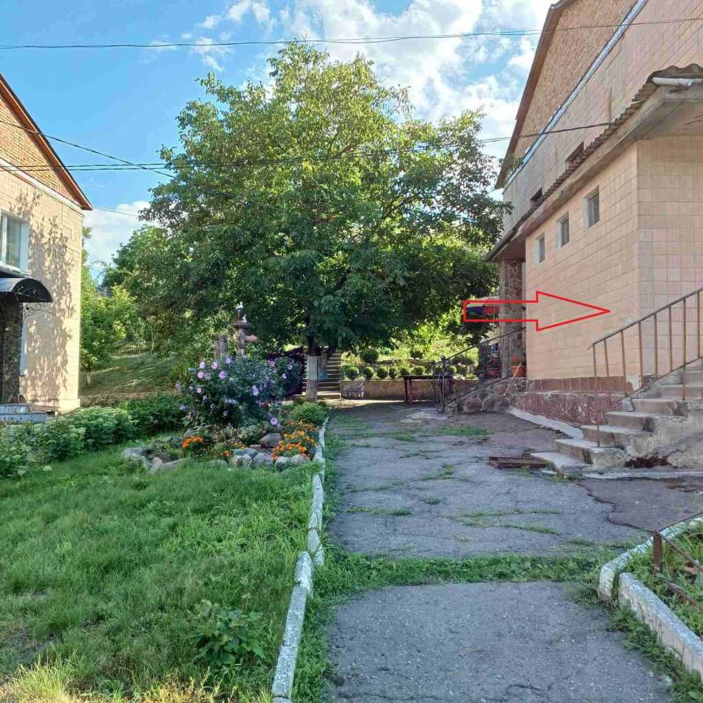 Продаж 3-кімнатної квартири 71.3 м², Соборна, 33а