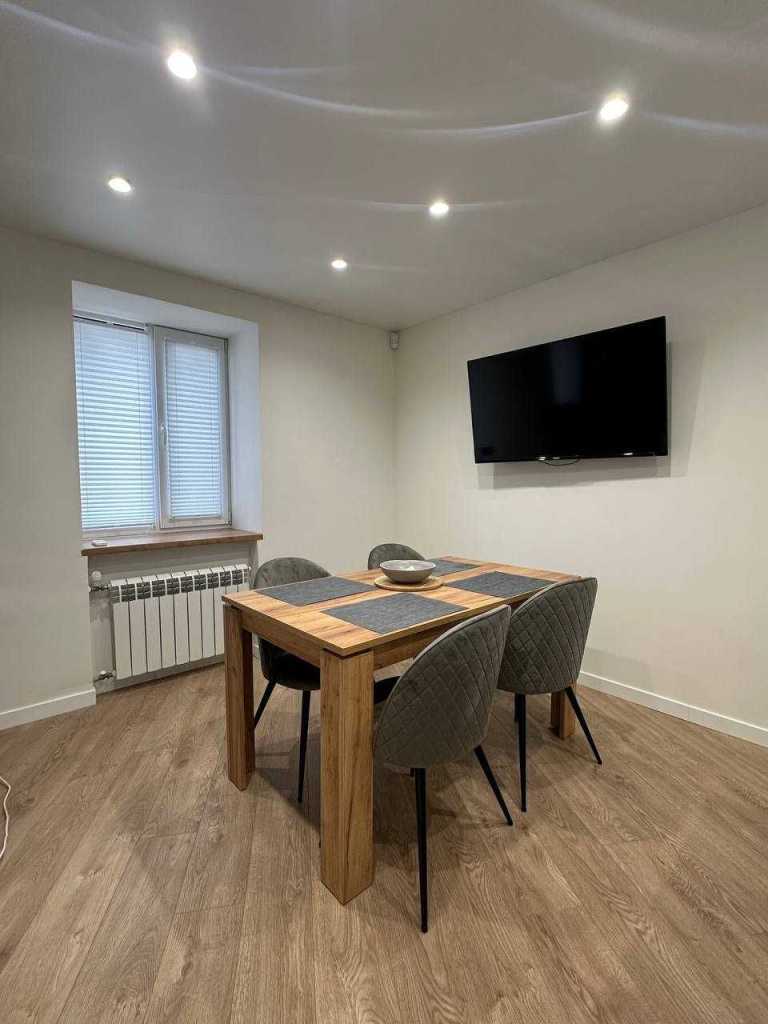 Продажа 3-комнатной квартиры 56.5 м², Армейская ул., 12