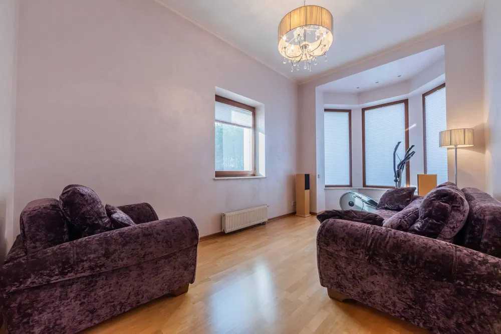 Продажа коттеджа 585 м², Центральная ул.