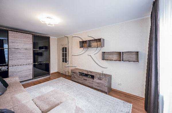 Продажа 2-комнатной квартиры 59 м², Новаторов ул., 22Б