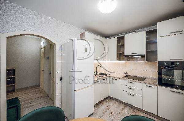 Продажа 2-комнатной квартиры 59 м², Новаторов ул., 22Б