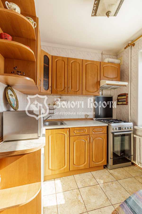 Продажа 2-комнатной квартиры 45.2 м², Иорданская ул., 18А