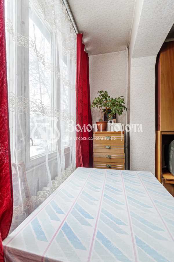 Продажа 1-комнатной квартиры 32 м², 31/2