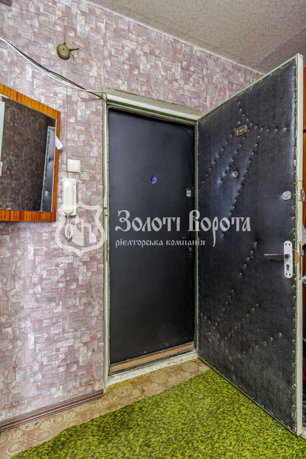 Продажа 1-комнатной квартиры 32 м², 31/2