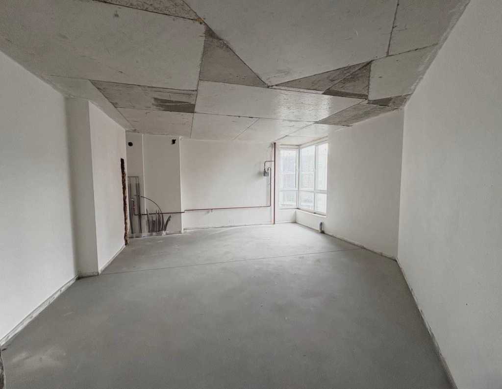 Продажа 2-комнатной квартиры 77 м², Центральна, 1