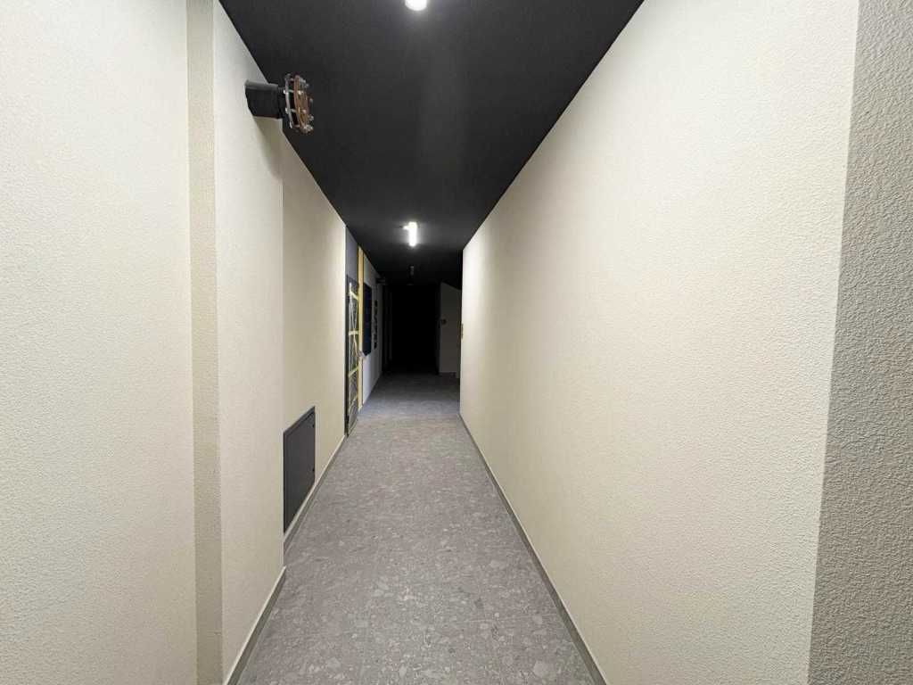 Продажа 2-комнатной квартиры 77 м², Центральна, 1