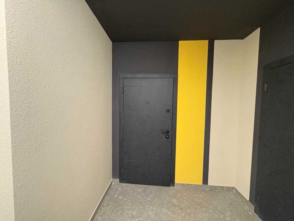 Продажа 2-комнатной квартиры 77 м², Центральна, 1