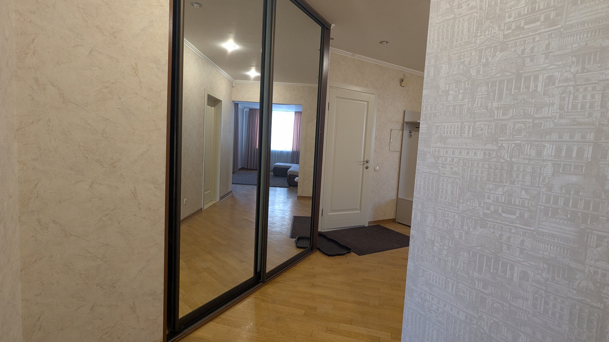 Продажа 3-комнатной квартиры 97 м², Срибнокильская ул., 1