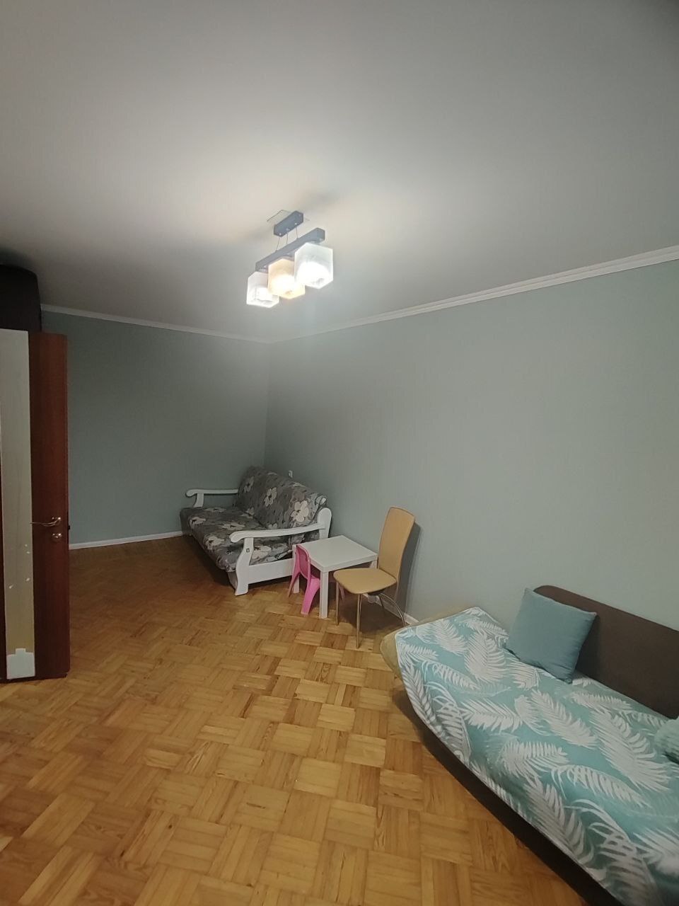 Продажа 2-комнатной квартиры 46 м², Тополь 2 ул.
