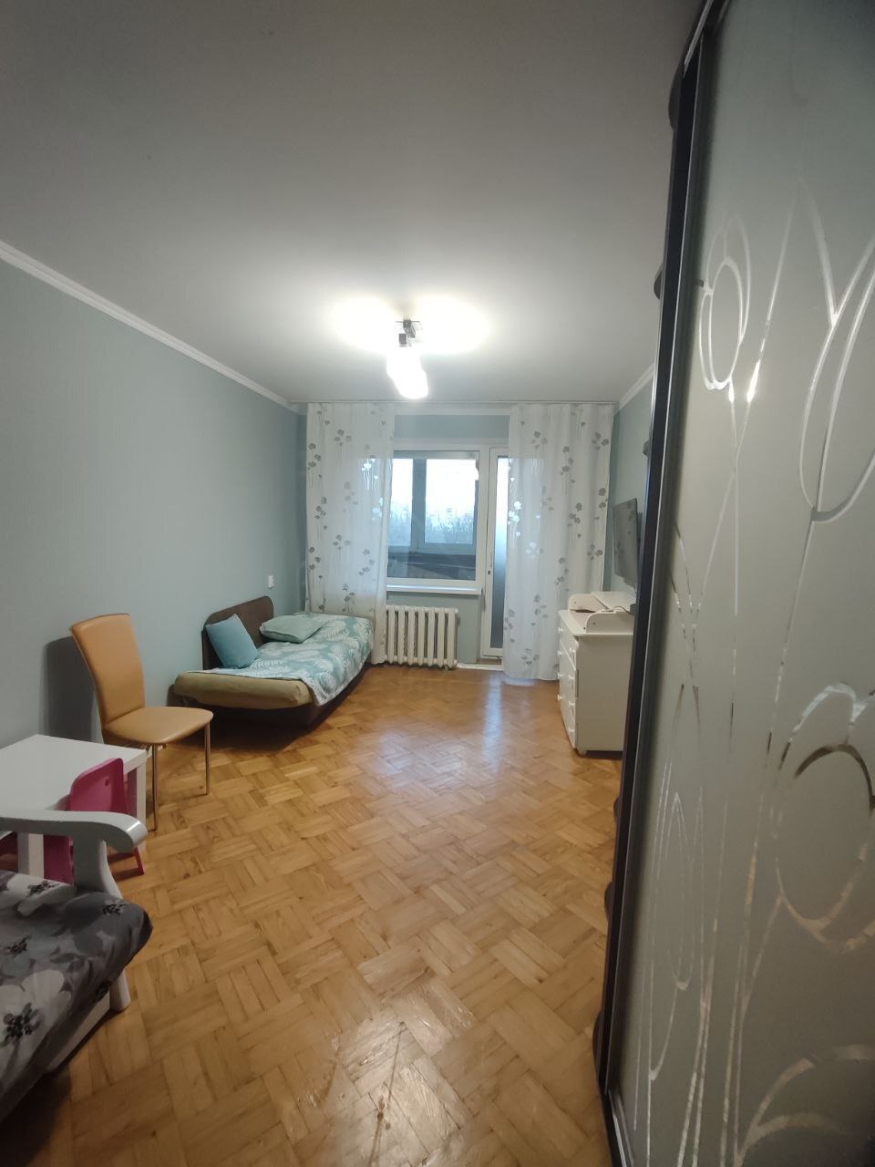 Продажа 2-комнатной квартиры 46 м², Тополь 2 ул.