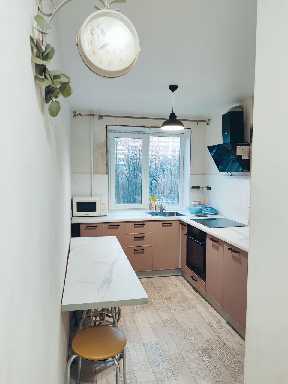 Продажа 2-комнатной квартиры 46 м², Тополь 2 ул.