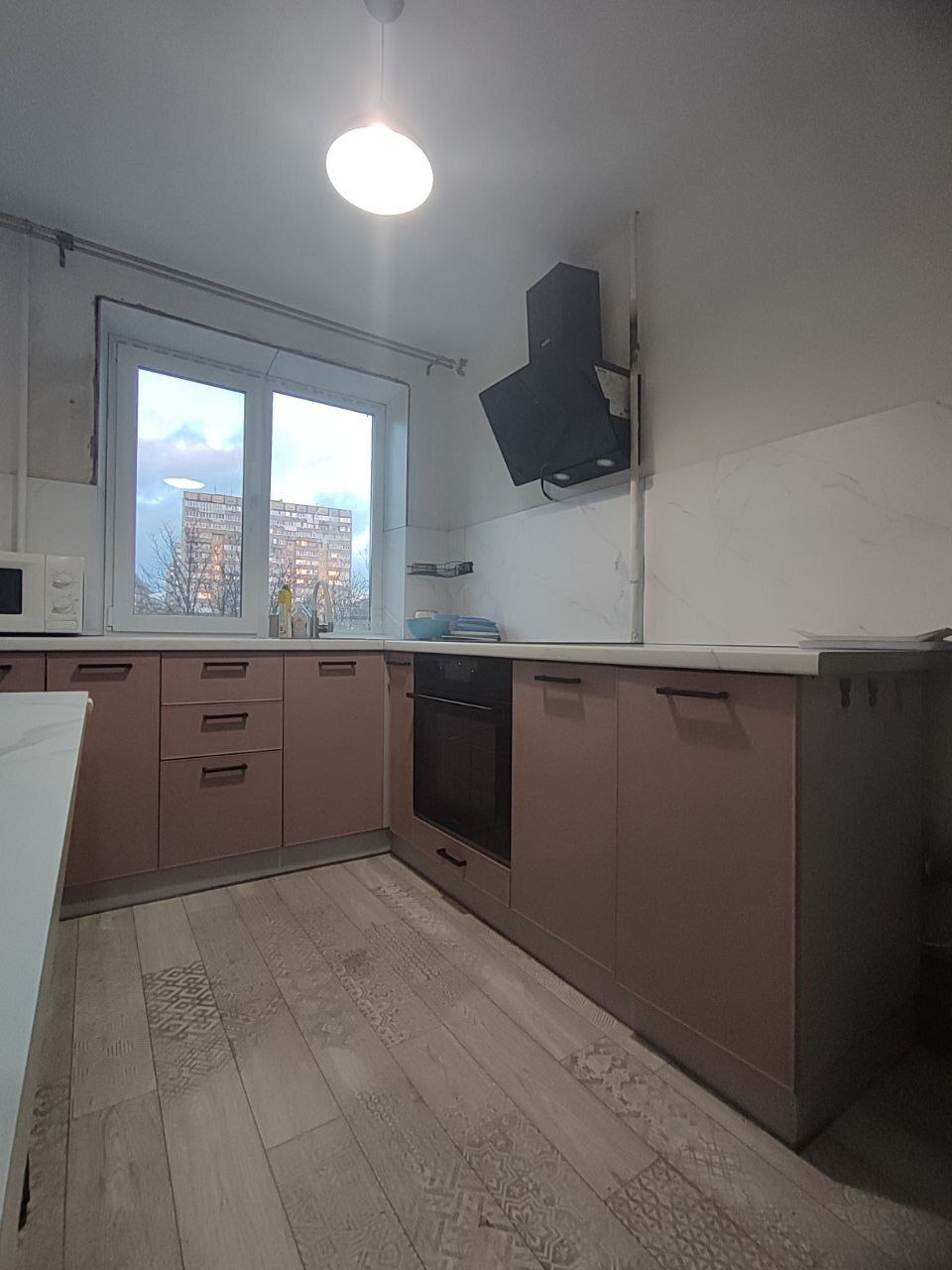 Продажа 2-комнатной квартиры 46 м², Тополь 2 ул.