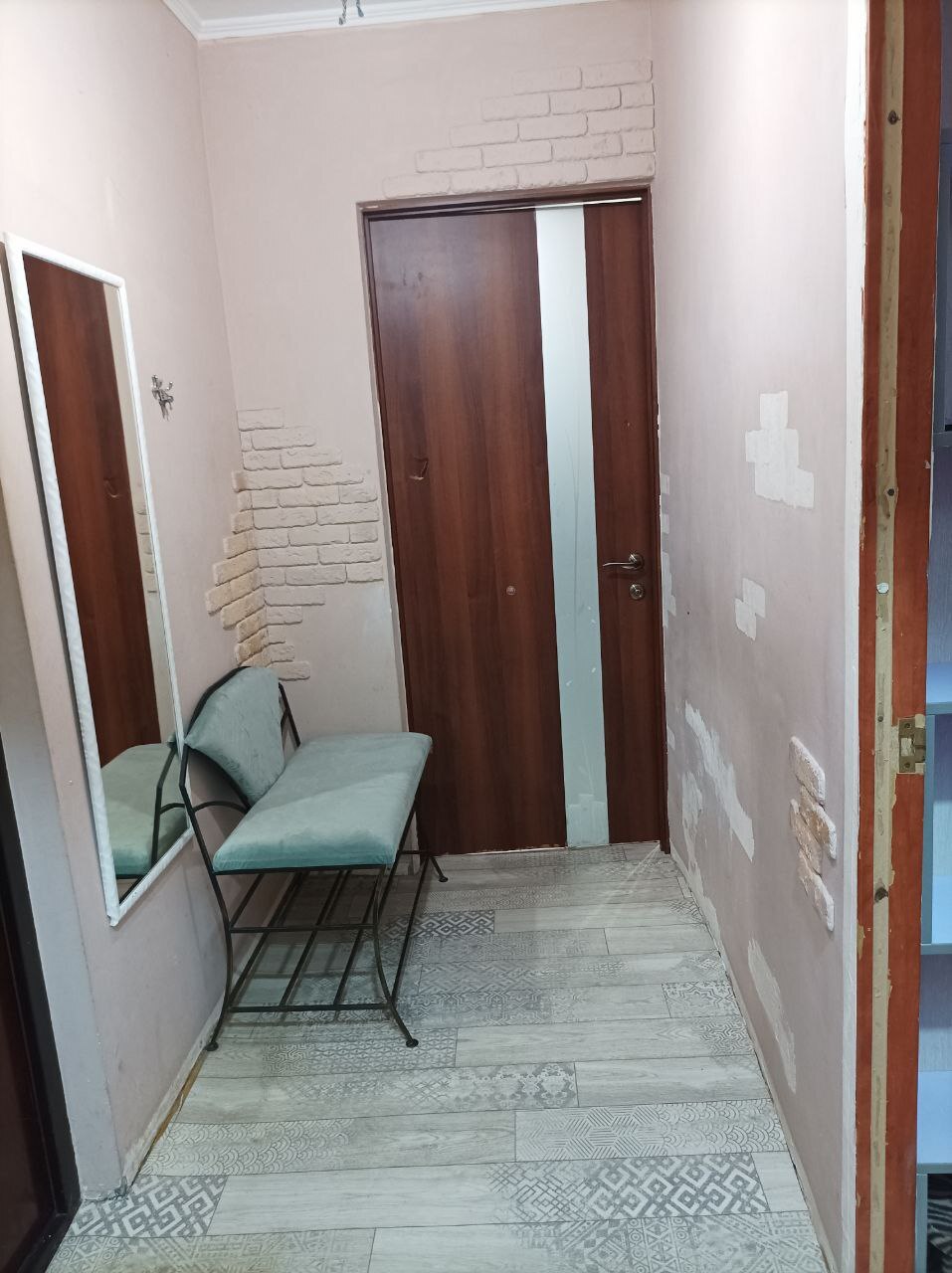 Продажа 2-комнатной квартиры 46 м², Тополь 2 ул.