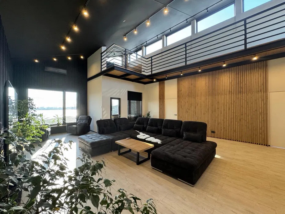 Аренда дома 270 м², 120-я Садовая ул.