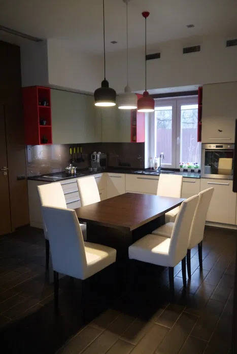 Аренда коттеджа 265 м², 3-я Садовая ул., 1