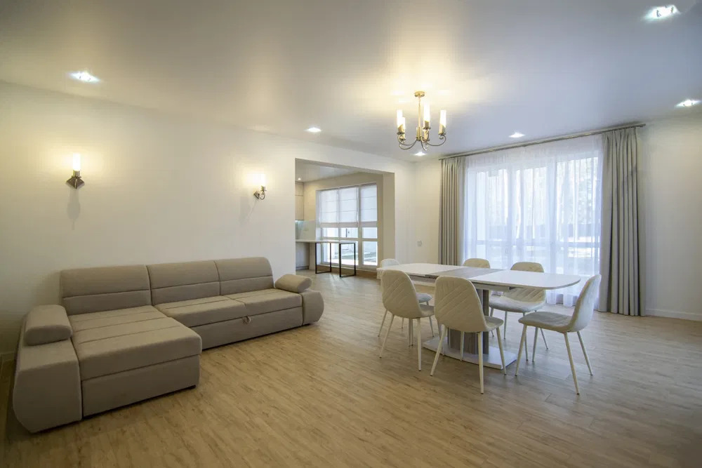 Аренда коттеджа 155 м², Евгения Харченко ул.