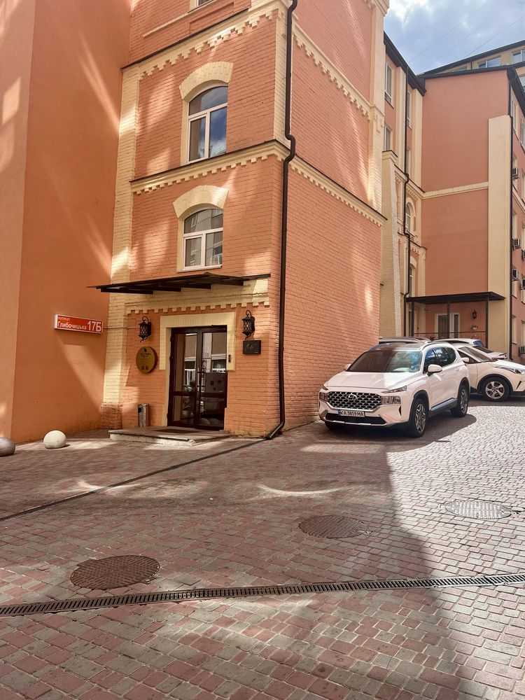 Продаж офісу 68 м², Глибочицька вул., 17