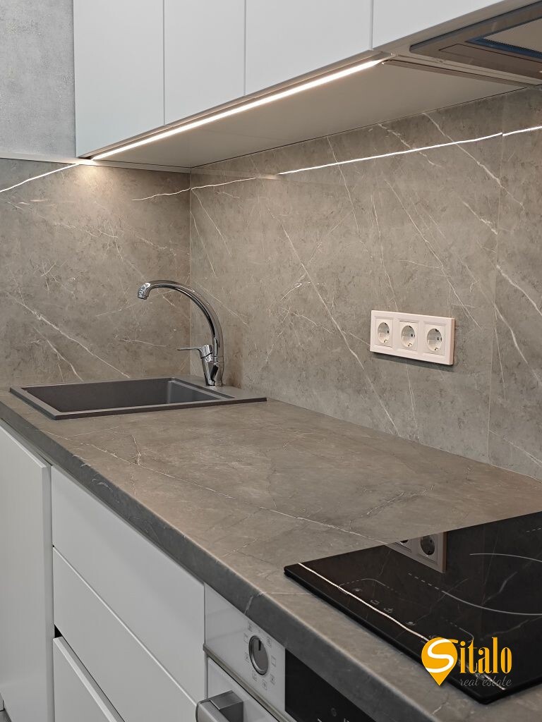 Продажа 2-комнатной квартиры 48 м², Причальная ул.