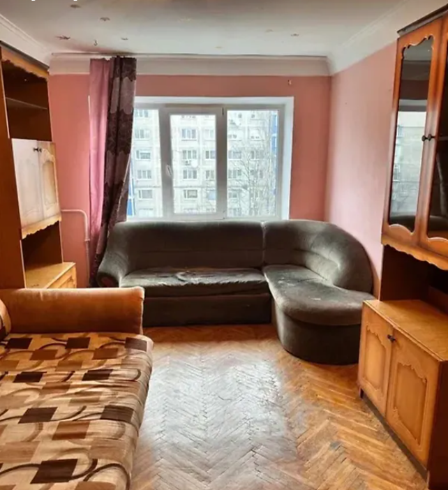 Продаж 2-кімнатної квартири 46 м², Братиславська вул.