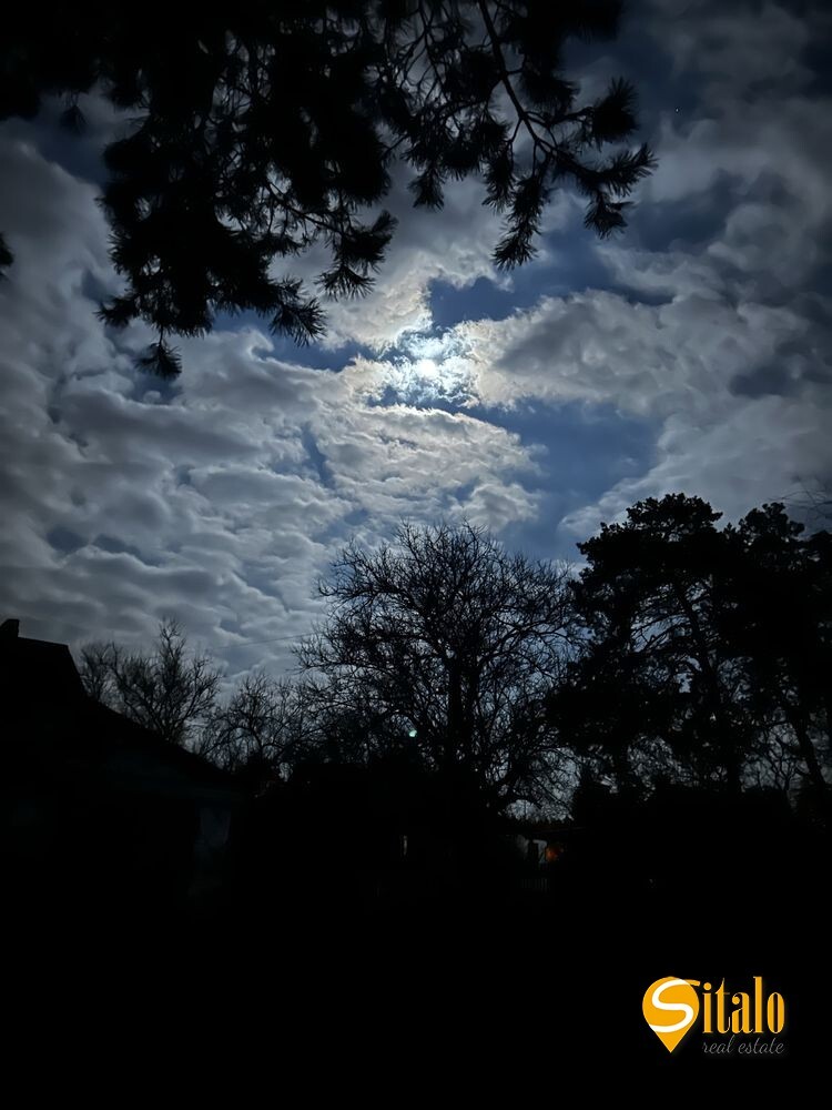 Продаж 2-кімнатної квартири 81 м², Радистів вул.