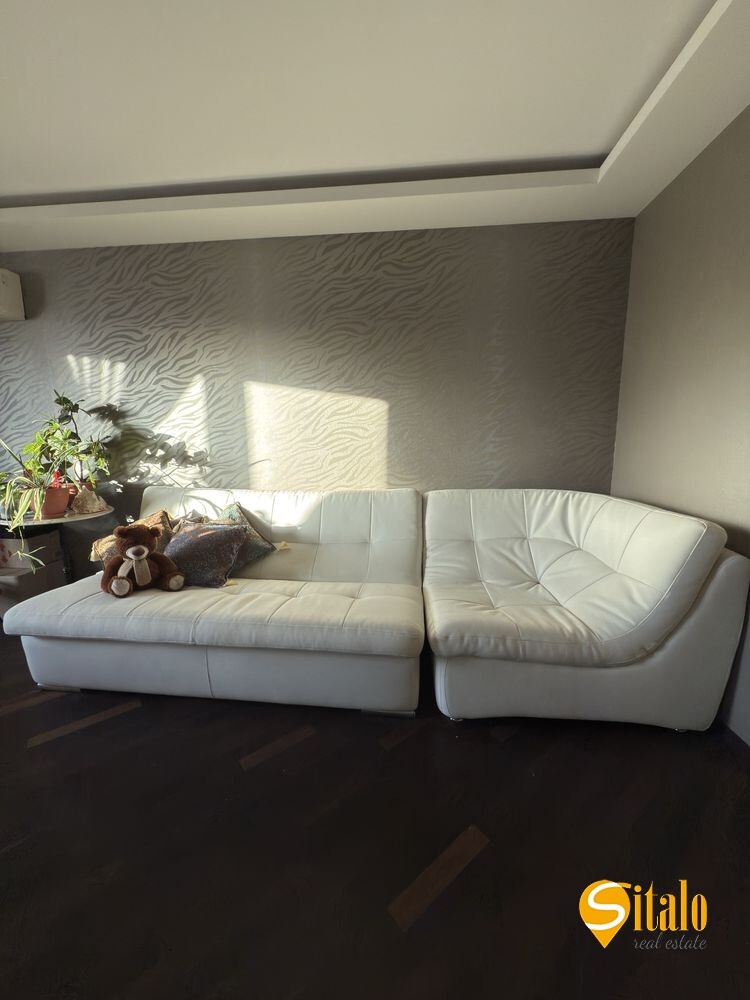 Продажа 2-комнатной квартиры 73 м², Дарницкий бул., 8