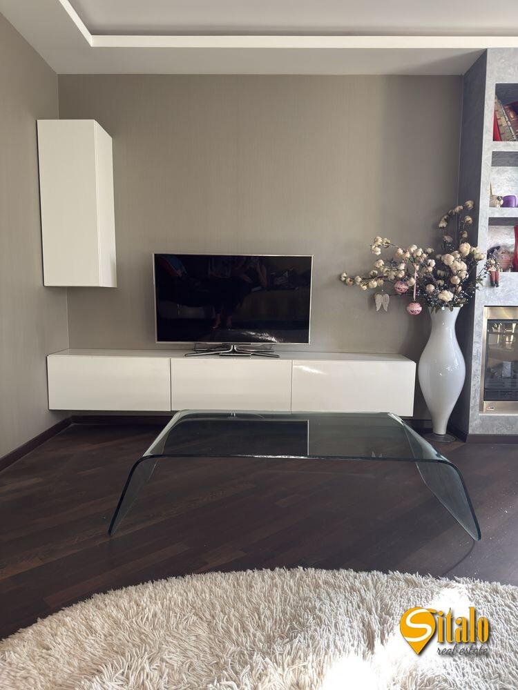 Продажа 2-комнатной квартиры 73 м², Дарницкий бул., 8