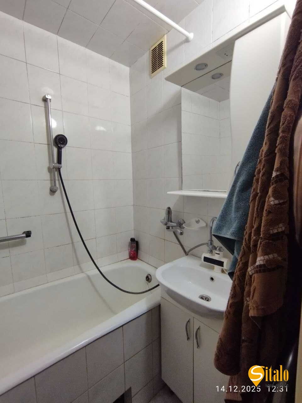 Продажа 3-комнатной квартиры 69.3 м², Тростянецкая ул.