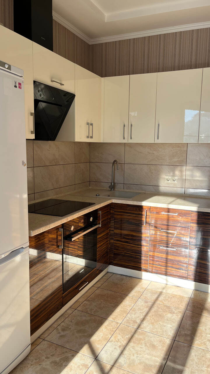 Продажа 1-комнатной квартиры 48.6 м², Творческая ул., 57