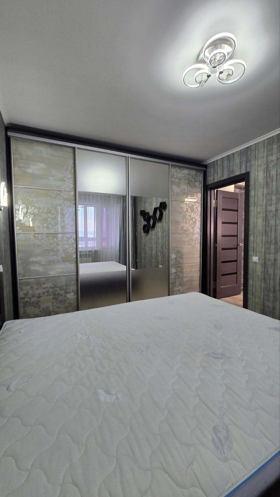 Продажа 3-комнатной квартиры 63 м², Метростроевская ул., вул.1