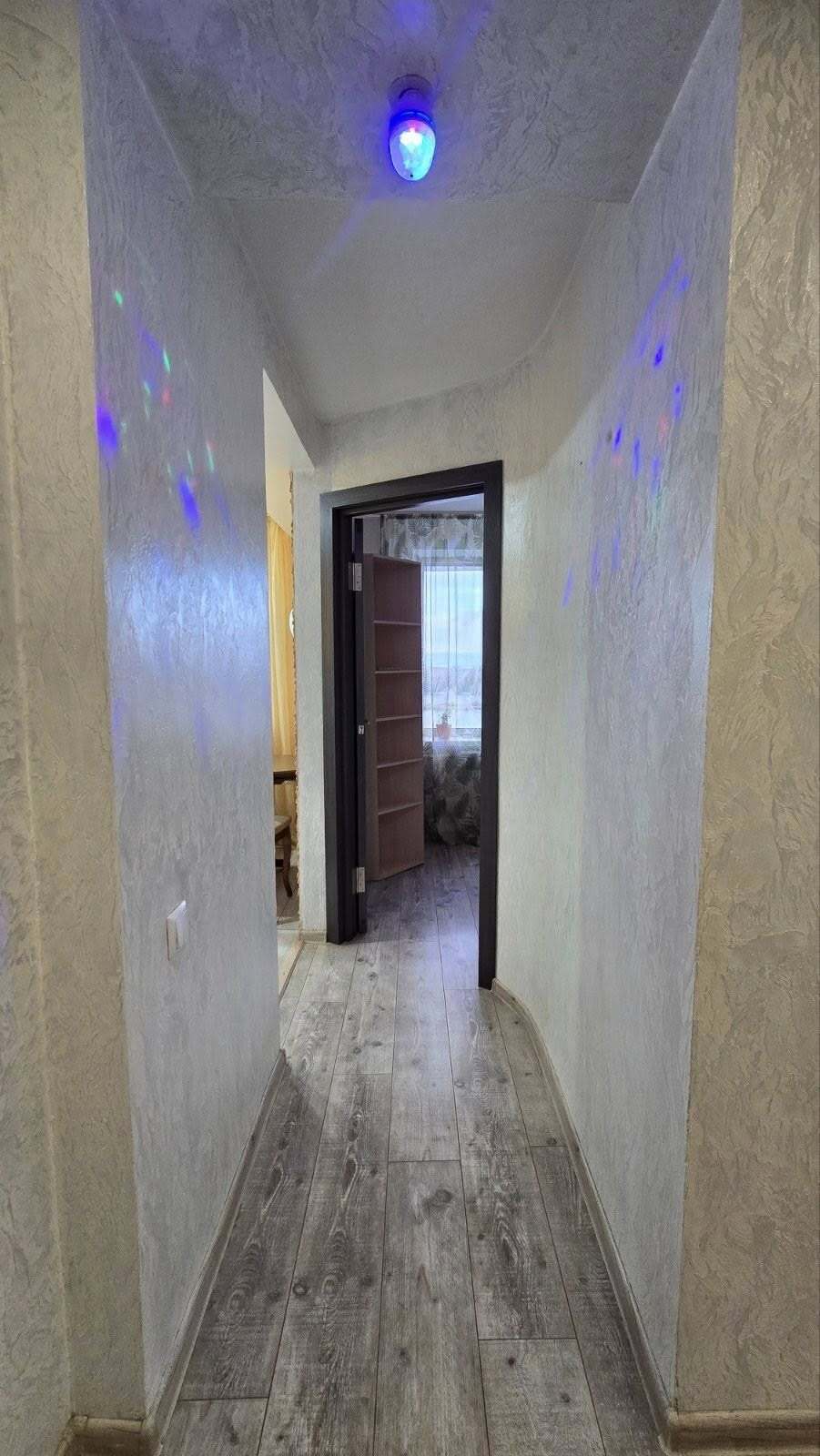 Продажа 3-комнатной квартиры 63 м², Метростроевская ул., вул.1