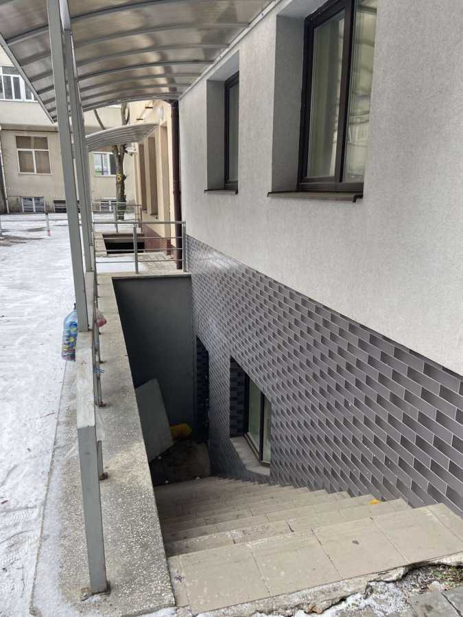 Продажа другого торгового помещения 136.9 м², Железнодорожная ул., 49