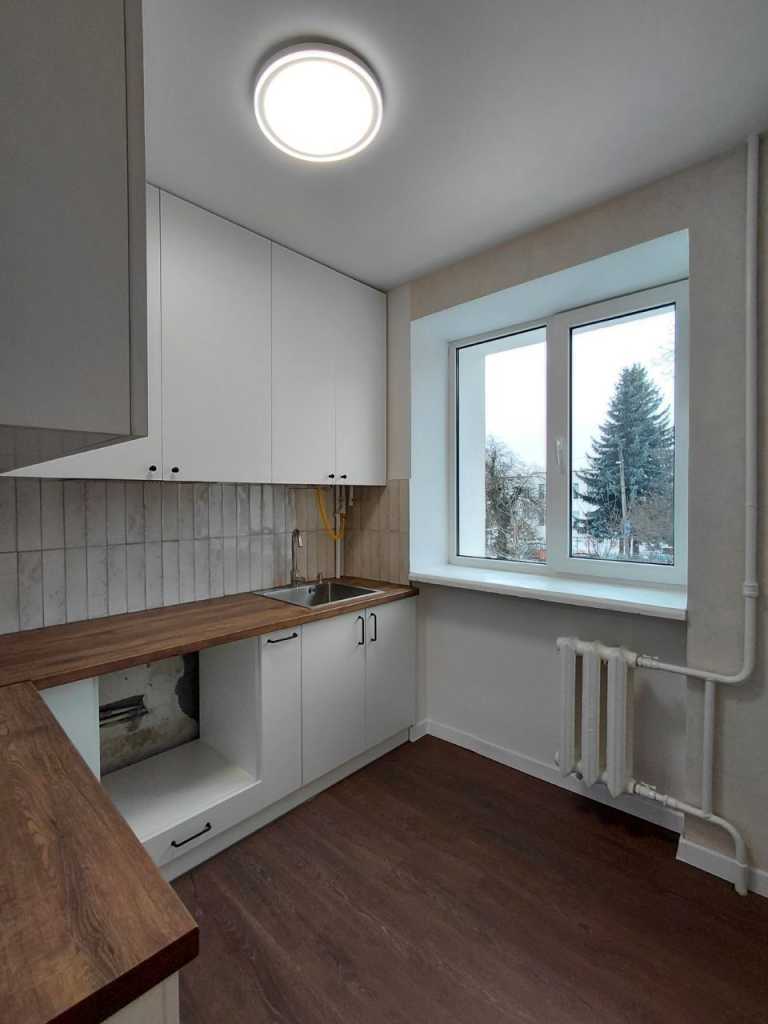 Продаж 3-кімнатної квартири 42 м², Волі просп., 68