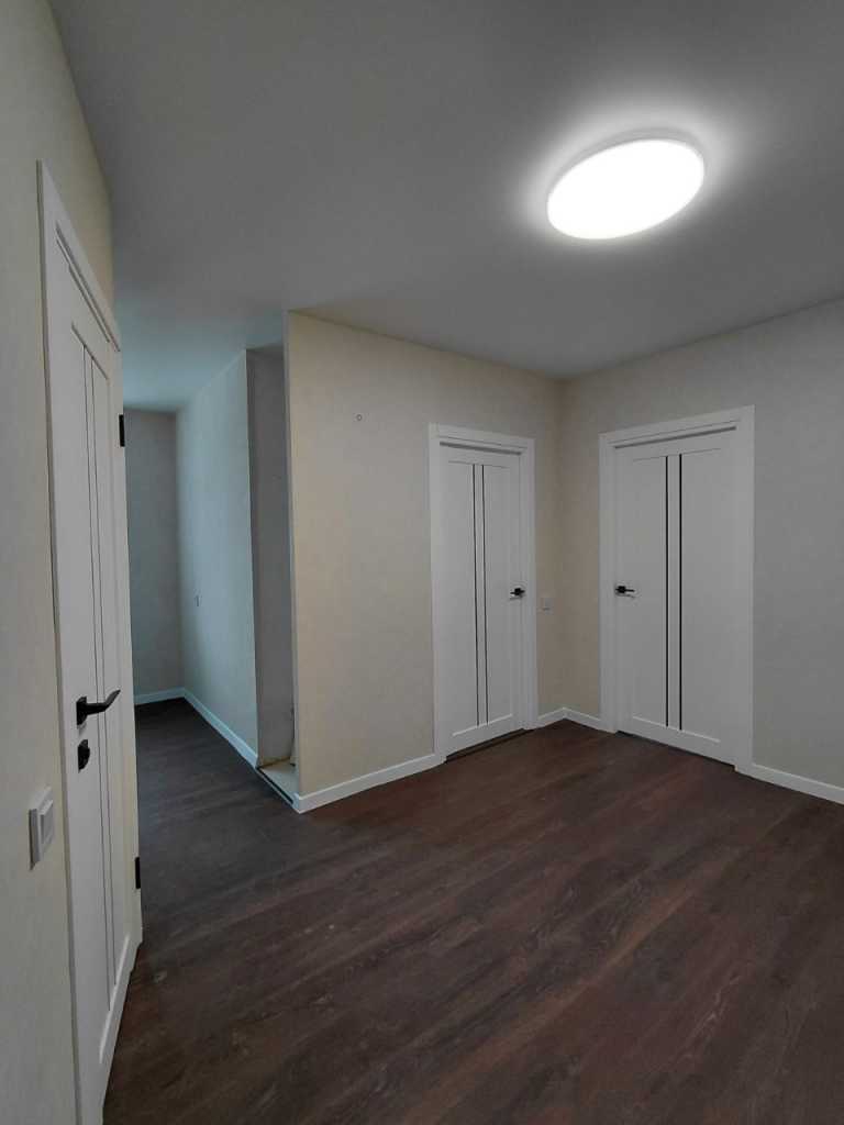 Продаж 3-кімнатної квартири 42 м², Волі просп., 68